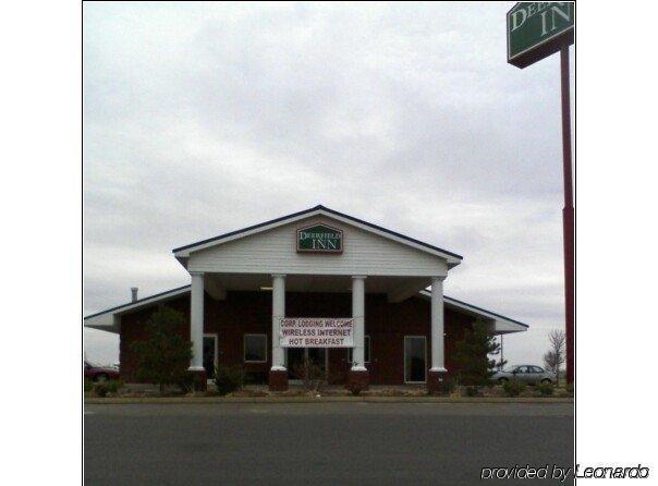 Deerfield Inn And Suites Steele Экстерьер фото